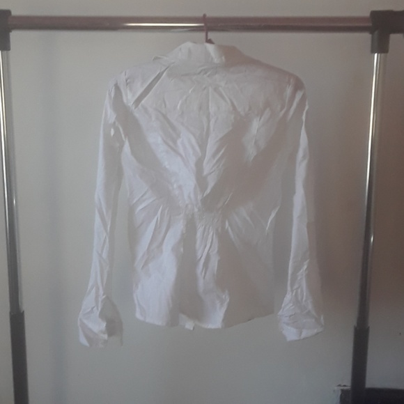Button up top - Picture 2 of 2